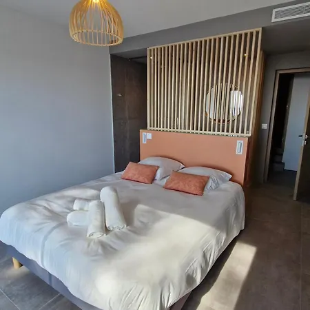 Moderne Avec Piscine Chauffee, Climatisation, Proche Des Elephants - Fr-1-780-14 Sainte-Maxime