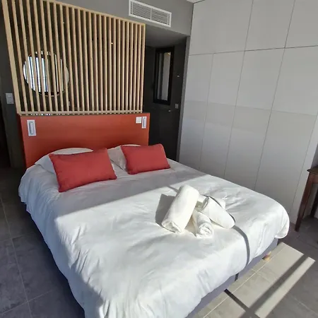 Moderne Avec Piscine Chauffee, Climatisation, Proche Des Elephants - Fr-1-780-14 * Sainte-Maxime